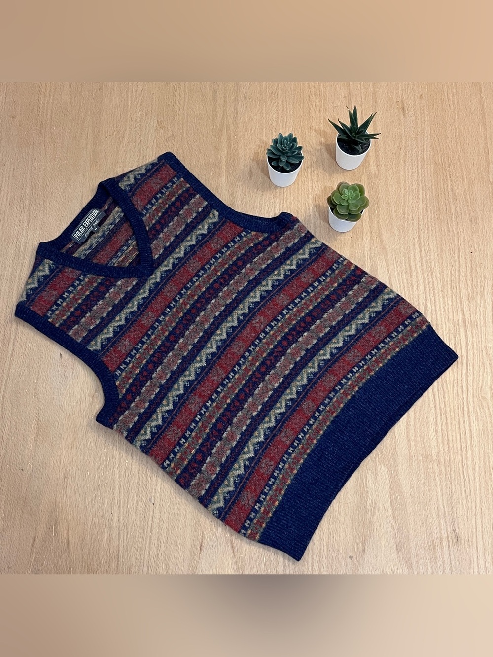 Vintage  Polar Expedition Classic Knits Fair Isle V-Neck Lambswool Sweater Vest
